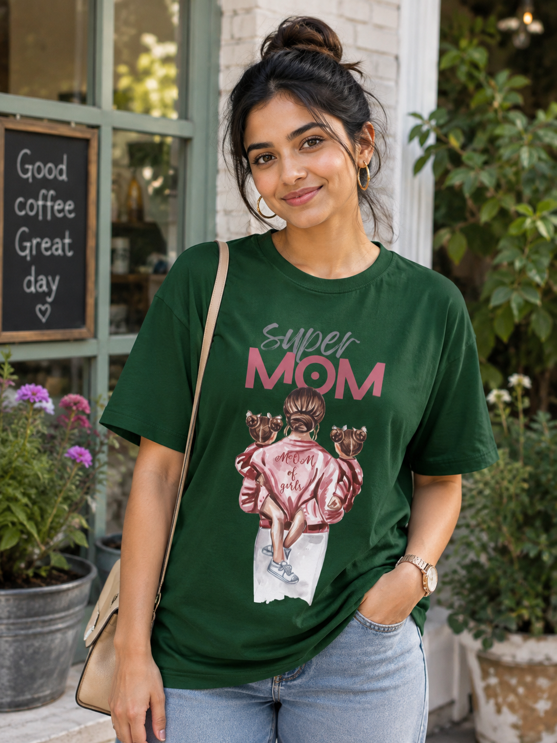 Super Mom - Oversized Tee